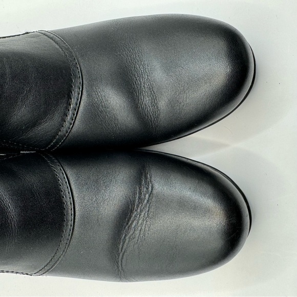 Clarks | Leather Mules - Picture 7 of 12